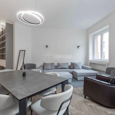 Milano: Bellissimo Appartamento In Pieno Centro Luaran gambar