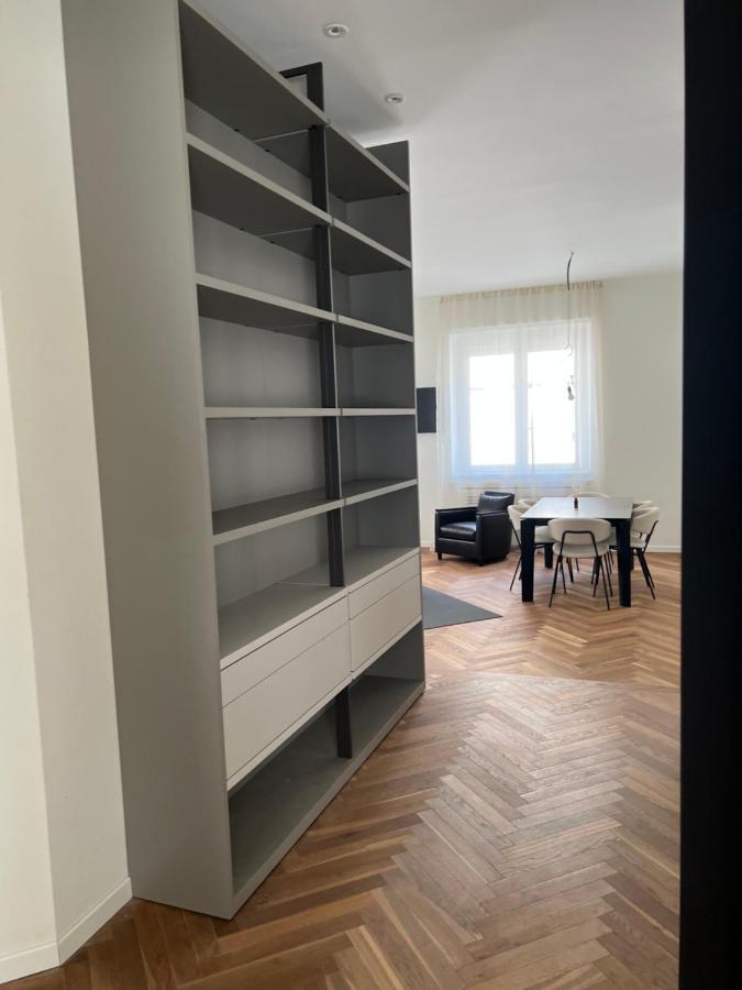 Milano: Bellissimo Appartamento In Pieno Centro Luaran gambar