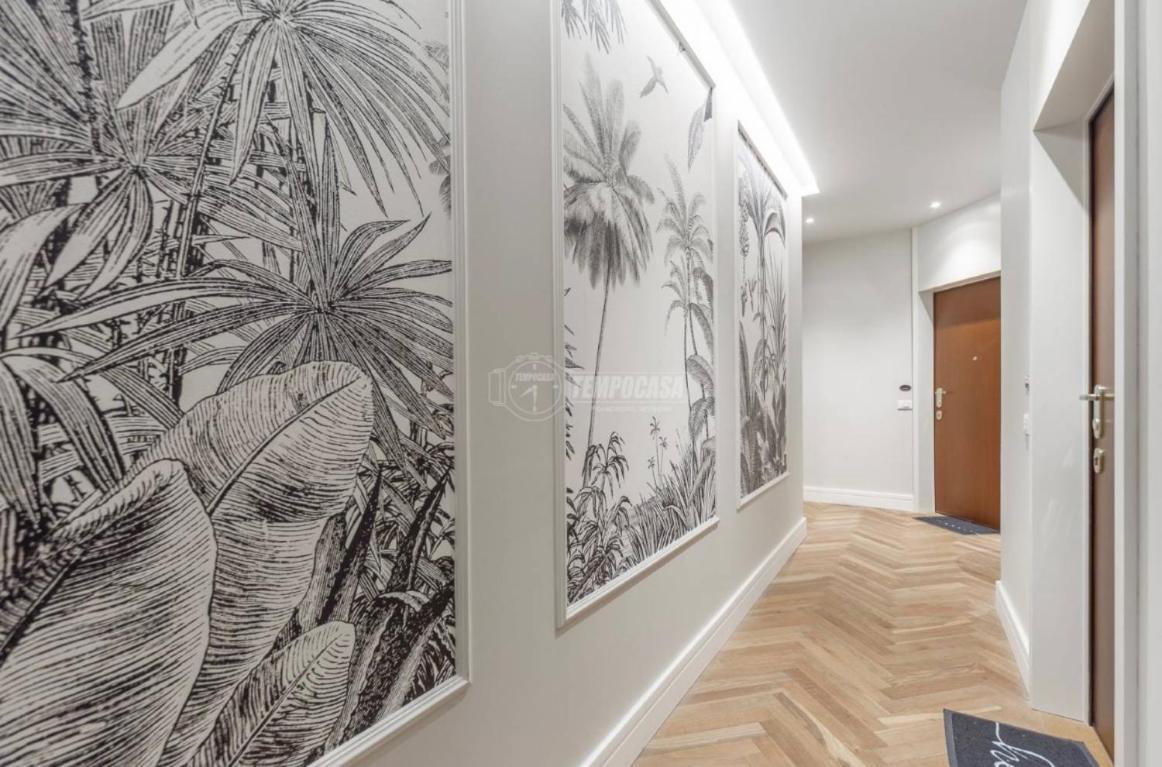 Milano: Bellissimo Appartamento In Pieno Centro Luaran gambar